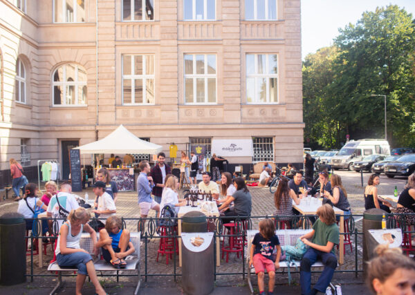 20220820-BUECHER­BOERSE-KOELN-237